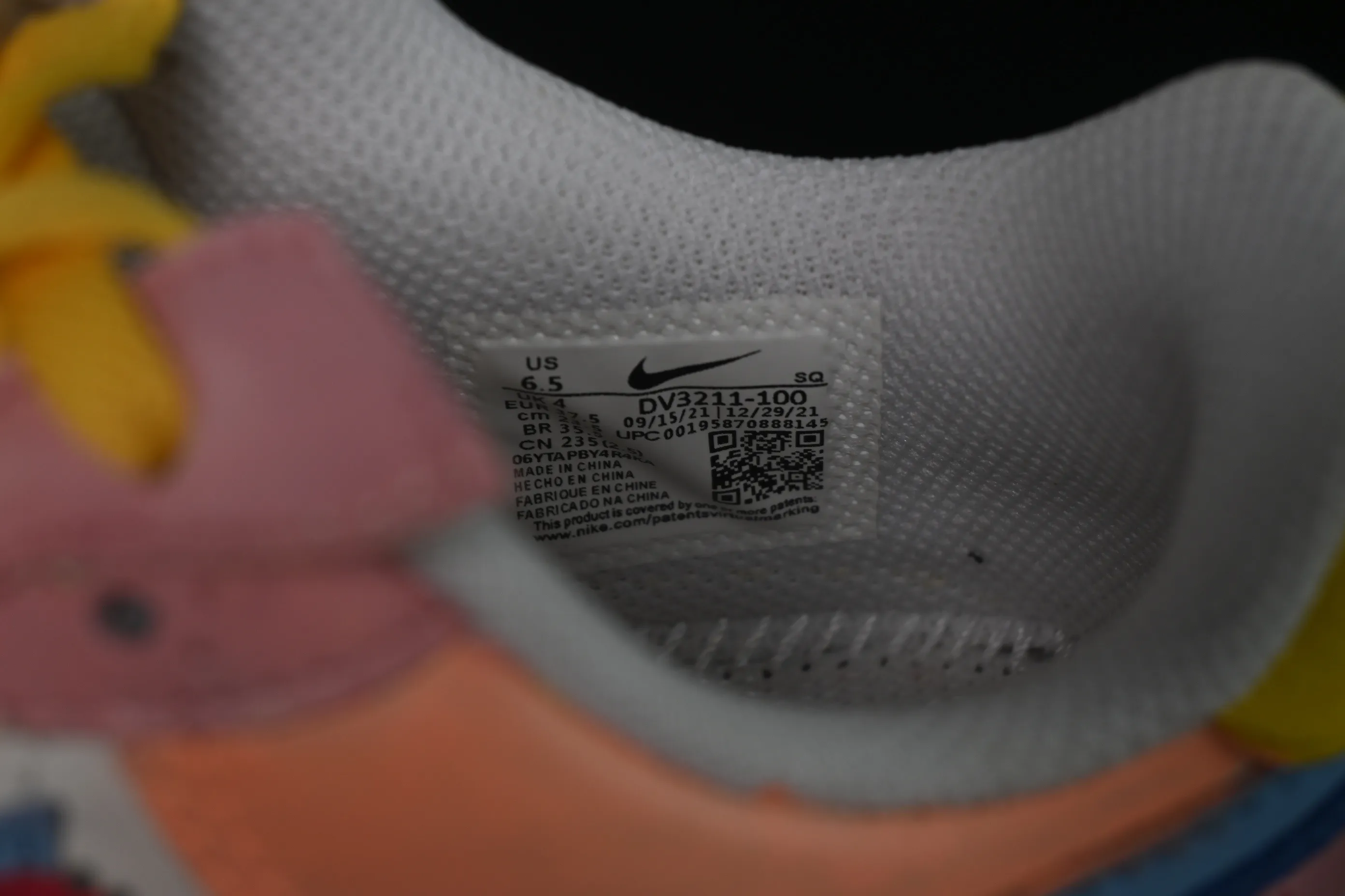 All categories Nk Air Force 1 Air Force series Nk Air Force 1 Fontanka Air Force low-top Nike Air Force 1 Fontanka "Pixel Sweetheart" Hand-painted graffiti Pixel Sweetheart Air Force One customized sneakers DV3211-001